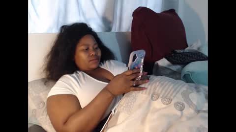 REAL1SWEETHEART online show from 10.17.25