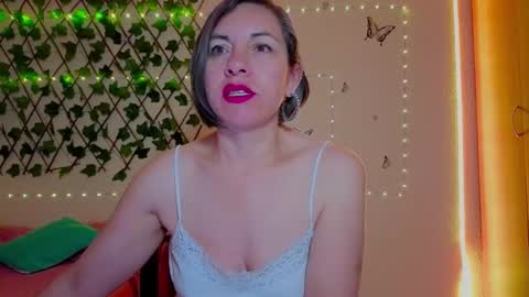 Rebbeca online show from 11.09.25