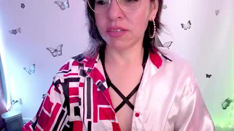 Rebbeca online show from 04.17.26