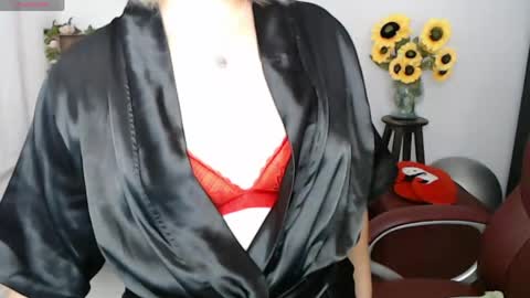 REBECA online show from 05.02.26