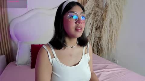 Snapshot of rebeca_taylor_ chatting on 03.03.26 rebeca_taylor_ online show from 03.03.26