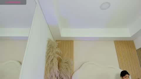 rebeca_taylor_ online show from 06.24.26