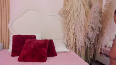 rebeca_taylor_ online show from 07.05.26