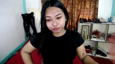 Snapshot of rebel_rediancexx chatting on 07.18.26 APPLE AT YOUR SERVICE online show from 07.18.26
