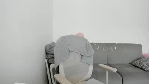 Lolanaturalred online show from 02.11.25