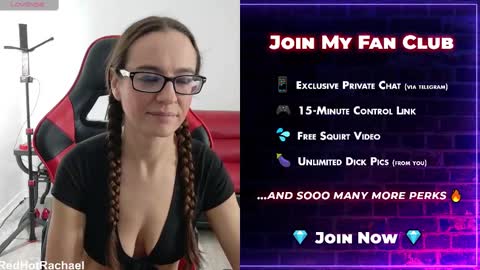 Snapshot of red_hot_rachael chatting on 11.08.25 Red Hot Rachael online show from 11.08.25