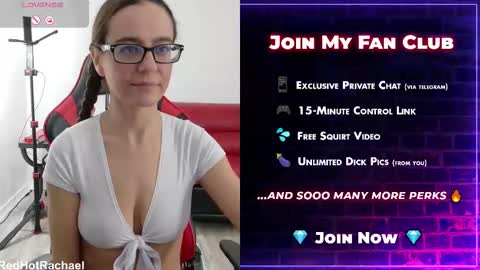 Snapshot of red_hot_rachael chatting on 11.14.25 Red Hot Rachael online show from 11.14.25