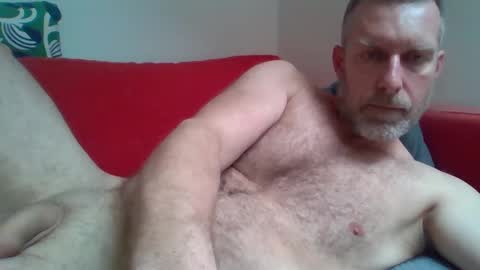 Snapshot of redandbluecloud chatting on 01.07.25 Red online show from 01.07.25