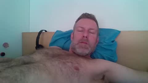 Snapshot of redandbluecloud chatting on 03.07.25 Red online show from 03.07.25