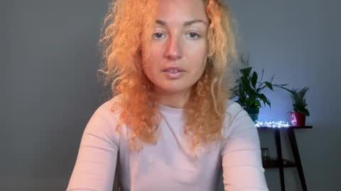 reddgirll online show from 03.03.25