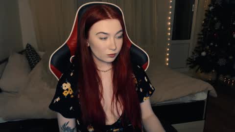 Snapshot of redhaired_kitty chatting on 12.26.24 Lina online show from 12.26.24