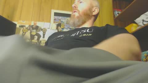 Snapshot of redhead4fun chatting on 01.11.25 theredhead4fun online show from 01.11.25