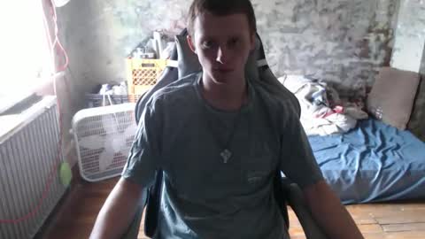 Snapshot of redhead6inch chatting on 11.25.25 RedHead6Inch online show from 11.25.25