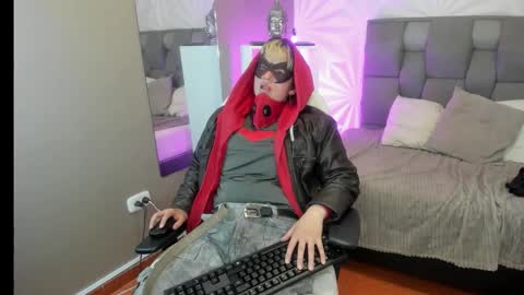 redhood_1_ online show from 03.08.26