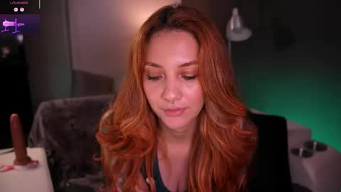 Red Jasmine online show from 05.25.26