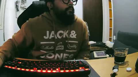 Snapshot of redjhons chatting on 09.22.25 redjhons online show from 09.22.25