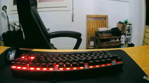 Snapshot of redjhons chatting on 09.30.25 redjhons online show from 09.30.25