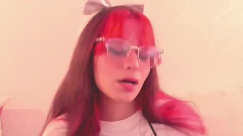 Snapshot of redmeloddy chatting on 02.25.25 Meloddy online show from 02.25.25