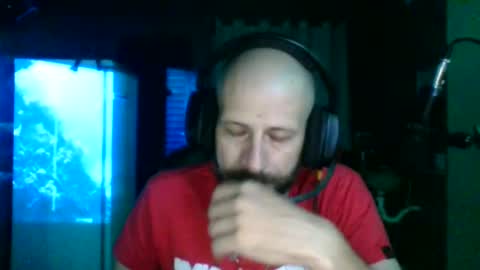 Snapshot of redragonwolf chatting on 10.01.25 redra online show from 10.01.25