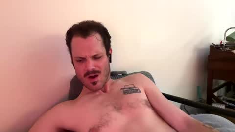 Snapshot of reed_thomas chatting on 12.30.24 Reed Thomas online show from 12.30.24