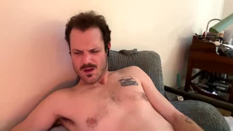 Snapshot of reed_thomas chatting on 01.09.25 Reed Thomas online show from 01.09.25