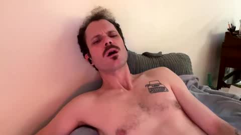 Snapshot of reed_thomas chatting on 01.11.25 Reed Thomas online show from 01.11.25