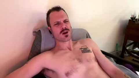 Snapshot of reed_thomas chatting on 01.17.25 Reed Thomas online show from 01.17.25