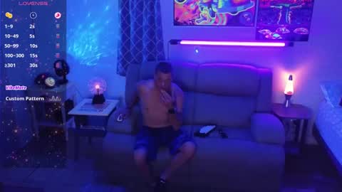 Snapshot of reel_feels_cpl chatting on 12.04.24 Reel Feels Cpl online show from 12.04.24