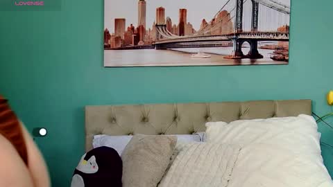 Yanella online show from 03.21.26