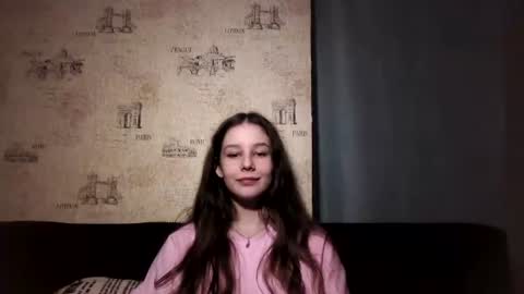 Snapshot of reganwardon chatting on 07.14.26 Silvia online show from 07.14.26
