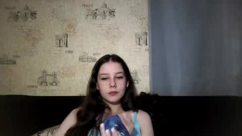Snapshot of reganwardon chatting on 07.28.26 Silvia online show from 07.28.26