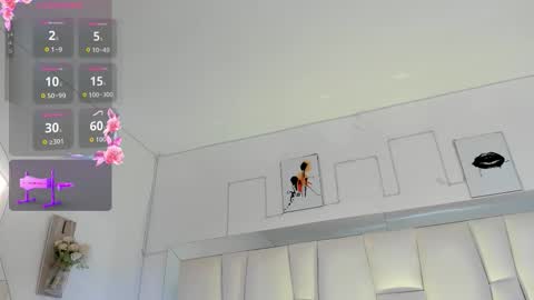 Snapshot of regiina_doll chatting on 09.14.25 regiina_doll online show from 09.14.25