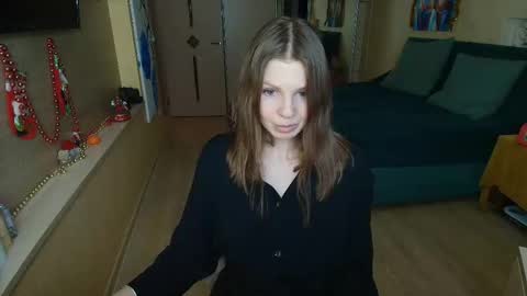 Snapshot of reginasparkle chatting on 01.16.26 Regina online show from 01.16.26