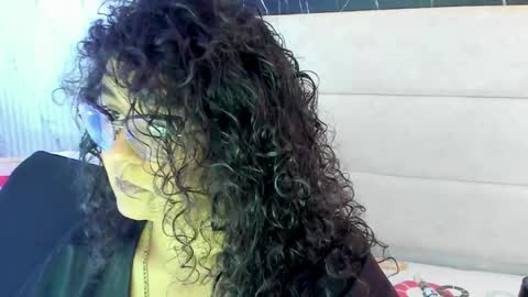 reginavegaa online show from 05.09.26