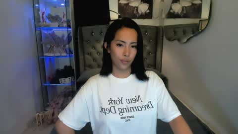 reighnempress online show from 04.11.26