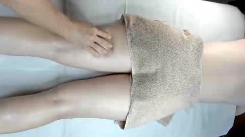 Snapshot of reina_qt chatting on 10.30.25 Reina QT online show from 10.30.25