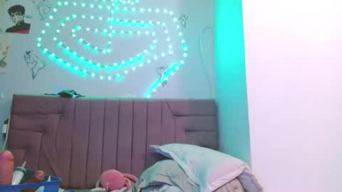 reiv_femboy online show from 03.01.26