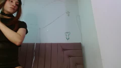 Snapshot of reiv_femboy chatting on 06.19.26 reiv_femboy online show from 06.19.26