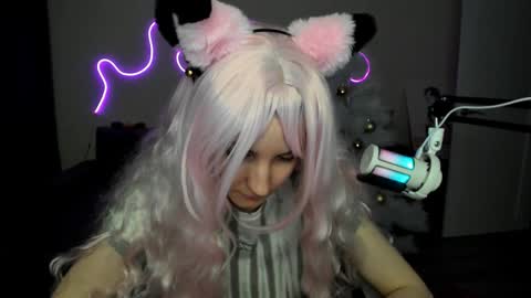 Snapshot of relax_ax chatting on 12.11.24 Bridget online show from 12.11.24