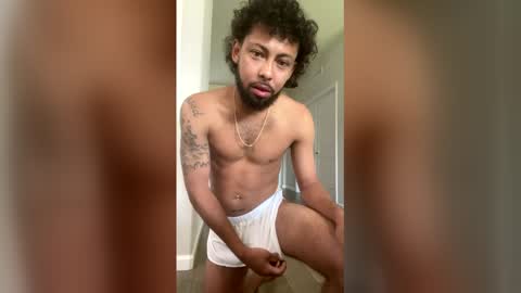 Snapshot of relof chatting on 04.14.26 relof online show from 04.14.26