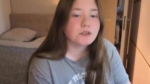 Snapshot of remirann_ chatting on 10.20.25 Ann OF - remirann21 online show from 10.20.25