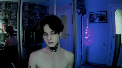 Snapshot of remitrash chatting on 09.09.25 RemiTrash online show from 09.09.25