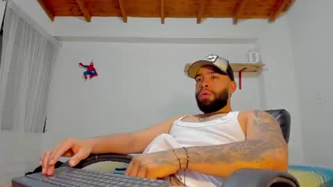 Snapshot of remy_sten chatting on 06.10.26 Rmy Steen online show from 06.10.26