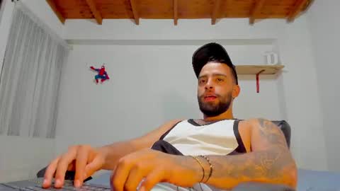 Snapshot of remy_sten chatting on 07.10.26 Rmy Steen online show from 07.10.26
