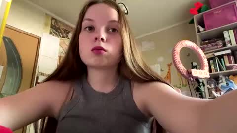Annabel online show from 06.16.26