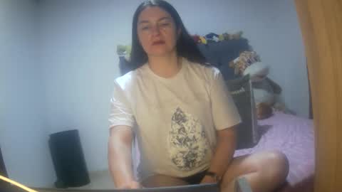 Snapshot of renata_hot1 chatting on 09.12.25 renata_hot1 online show from 09.12.25