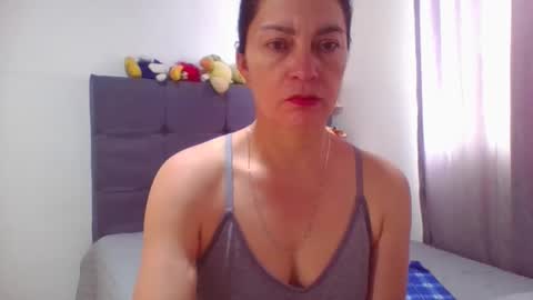 Snapshot of renata_hot1 chatting on 04.07.26 renata_hot1 online show from 04.07.26
