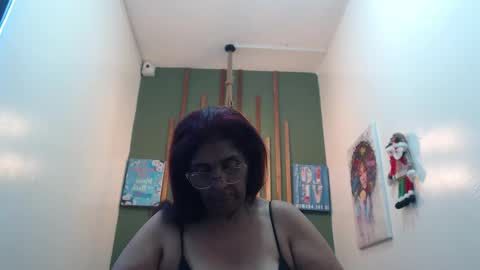 Snapshot of renata_milf_ chatting on 12.27.24 renata_milf_ online show from 12.27.24