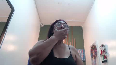 Snapshot of renata_milf_ chatting on 01.03.25 renata_milf_ online show from 01.03.25
