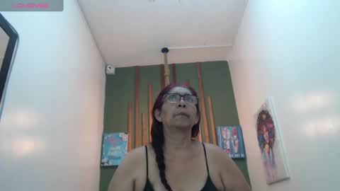 Snapshot of renata_milf_ chatting on 01.11.25 renata_milf_ online show from 01.11.25